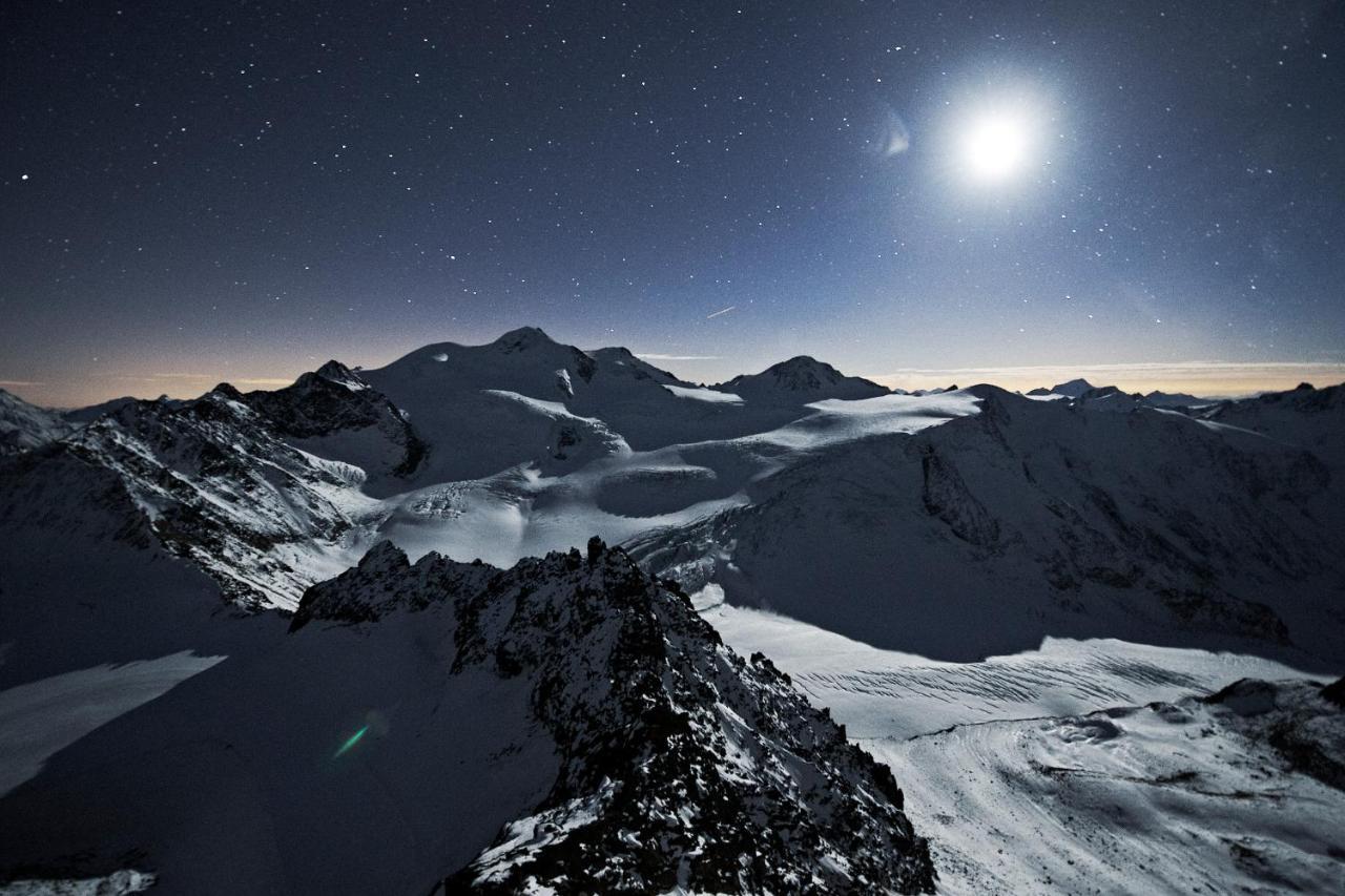 Apart Pitztalurlaub ヴェンス エクステリア 写真