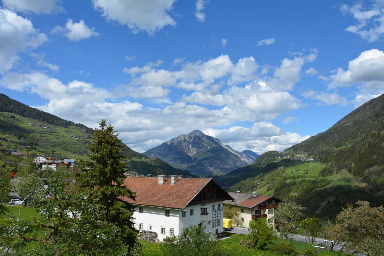 Apart Pitztalurlaub ヴェンス エクステリア 写真